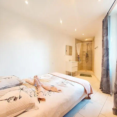 Charmant Appartement Pres Du Marche, Gare Et Port A 5Mn Toulon Exterior foto